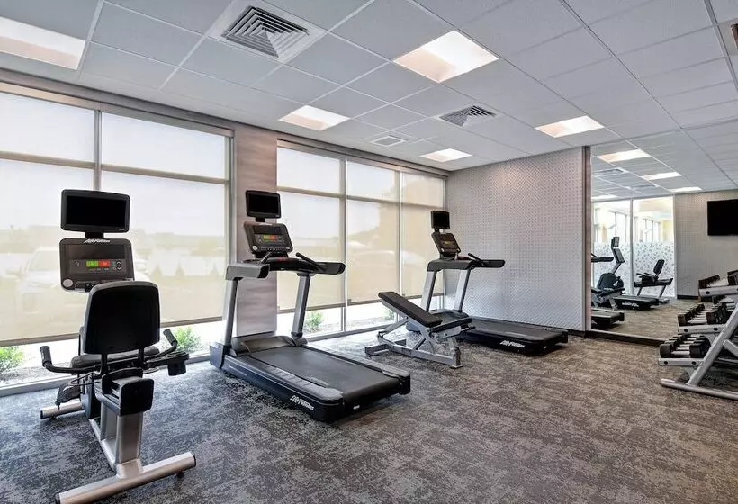 هتل Fairfield Inn & Suites By Marriott Selinsgrove