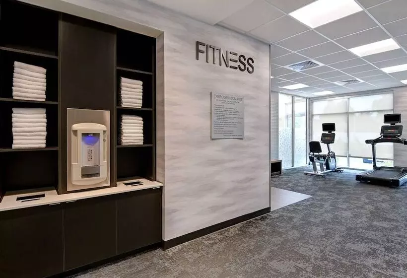 هتل Fairfield Inn & Suites By Marriott Selinsgrove