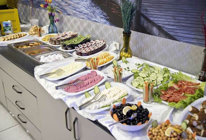 ホテル Golden Horn Park