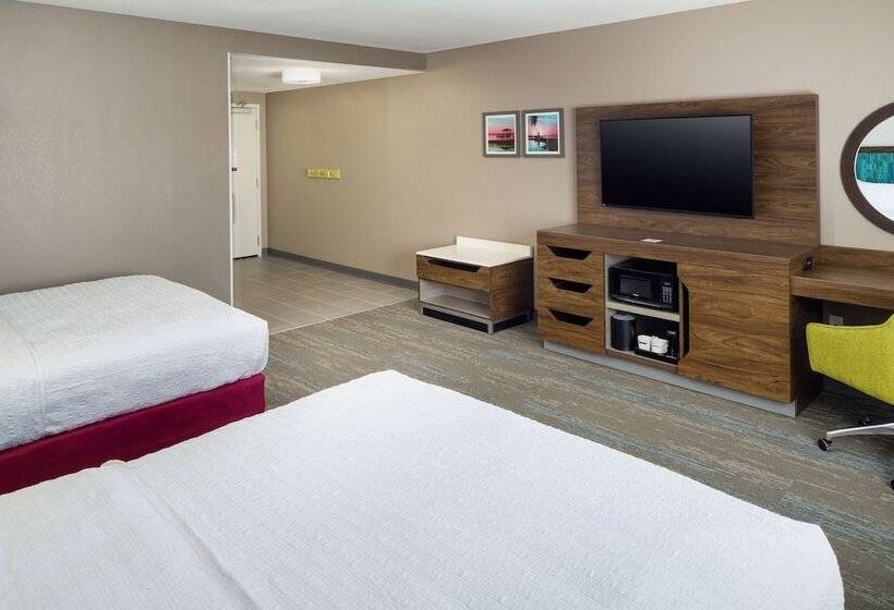 فندق Hampton Inn Kissimmee North