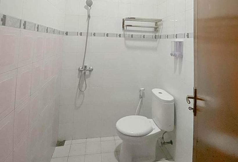 בית מלון כפרי Mahkota Residence Mitra Reddoorz