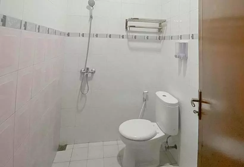 Hotelli Mahkota Residence Mitra Reddoorz