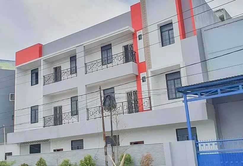 Hotelli Mahkota Residence Mitra Reddoorz