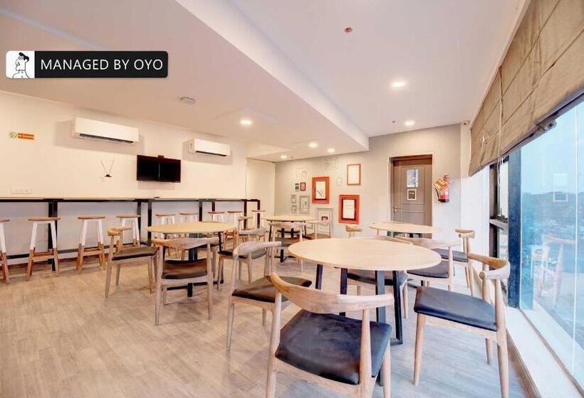 בית מלון כפרי Super Townhouse Akota Vadodara