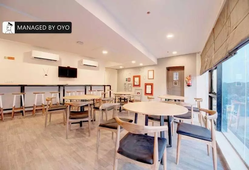 ホテル Super Townhouse Akota Vadodara