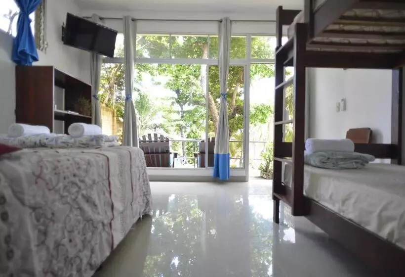 Hotelli Rocasol Casa D´mar