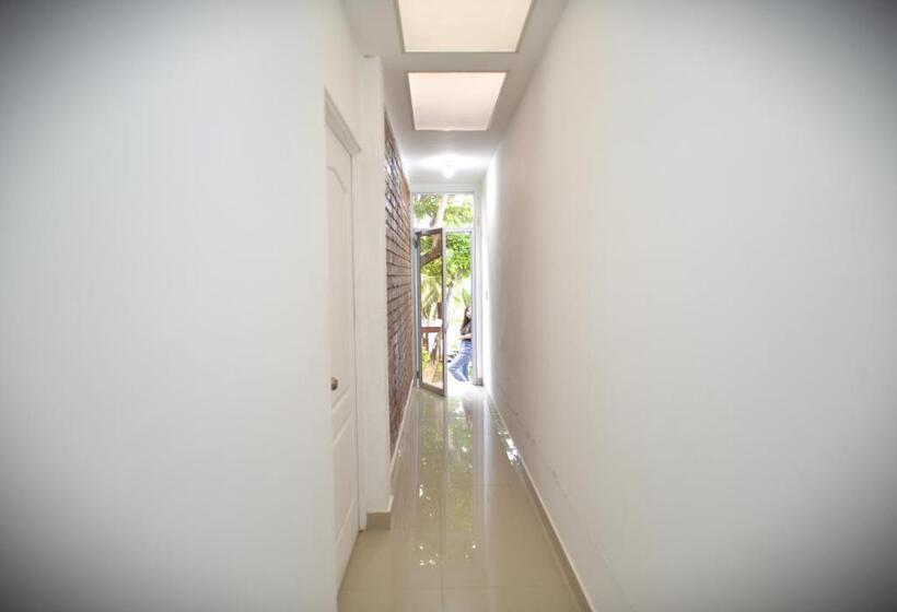 ホテル Rocasol Casa D´mar