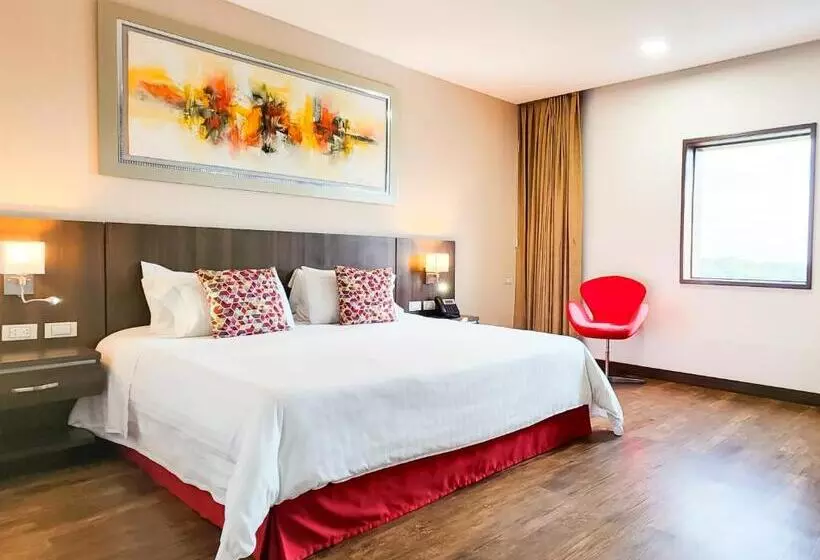 ホテル Royal Elim International