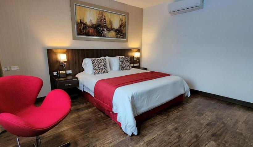 هتل Royal Elim International