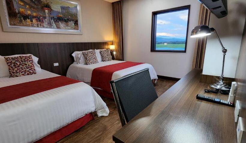 هتل Royal Elim International