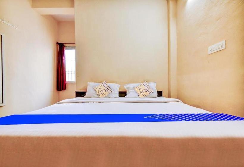 בית מלון כפרי Spot On 72028 Tirupati Lodging