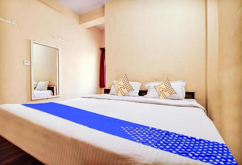 בית מלון כפרי Spot On 72028 Tirupati Lodging