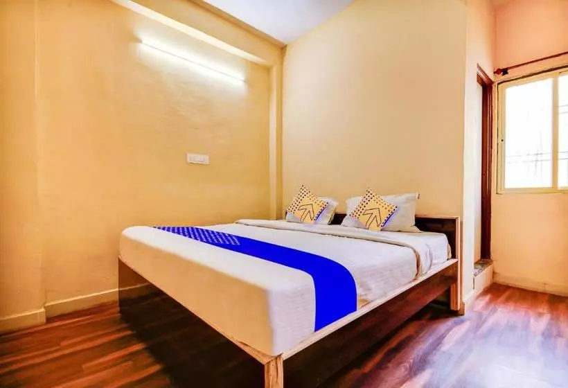 Hotelli Spot On 72028 Tirupati Lodging
