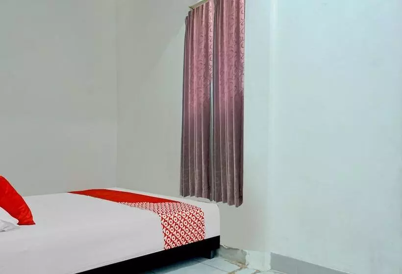 هتل Spot On 90117 Anugrah Homestay Near Pasar Segar