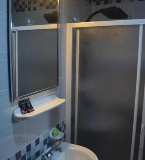 هتل Tulip 6 Of October