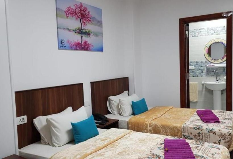 هتل Tulip 6 Of October