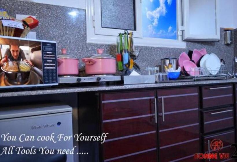 هتل Tulip 6 Of October