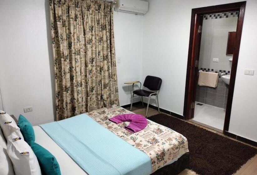 هتل Tulip 6 Of October