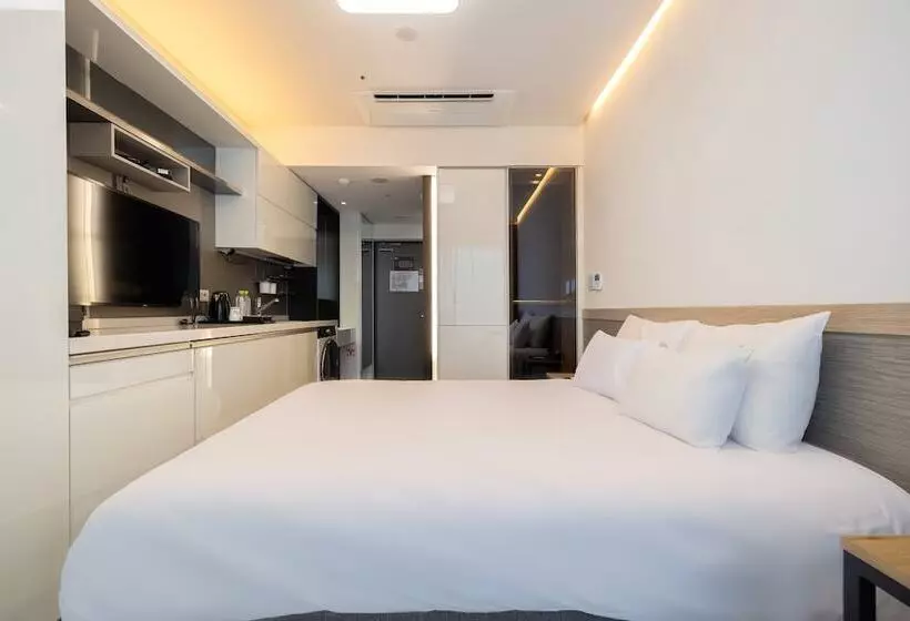 Skytop Hotel Incheon Airport