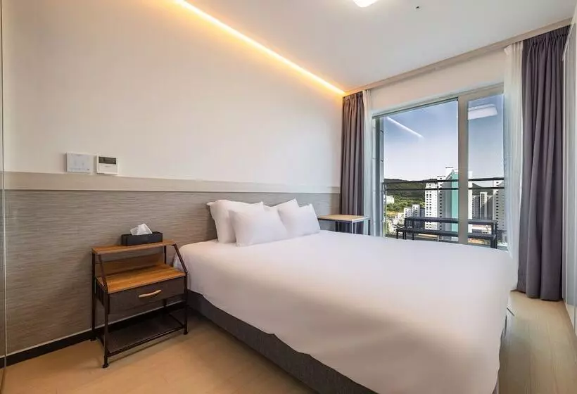 Skytop Hotel Incheon Airport