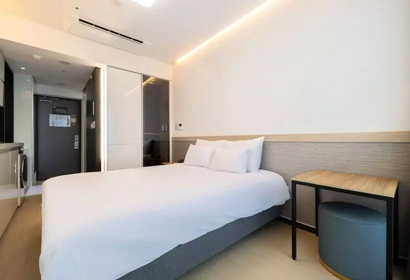 Skytop Hotel Incheon Airport