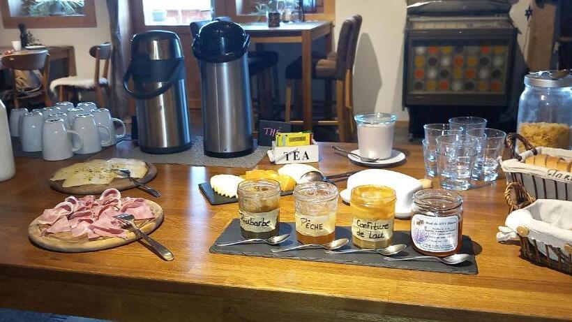 הוסטל Chalet Chanso