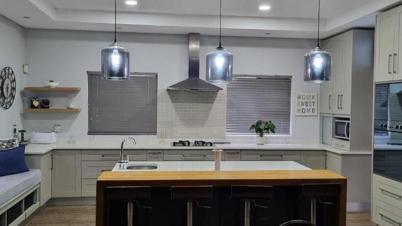 צימר 6 On Western Guest House