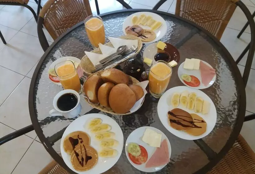 ホテル Amazonia Y Sol