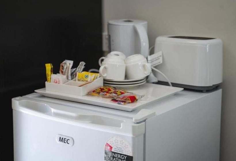 ホテル Ananda Wellness Retreat