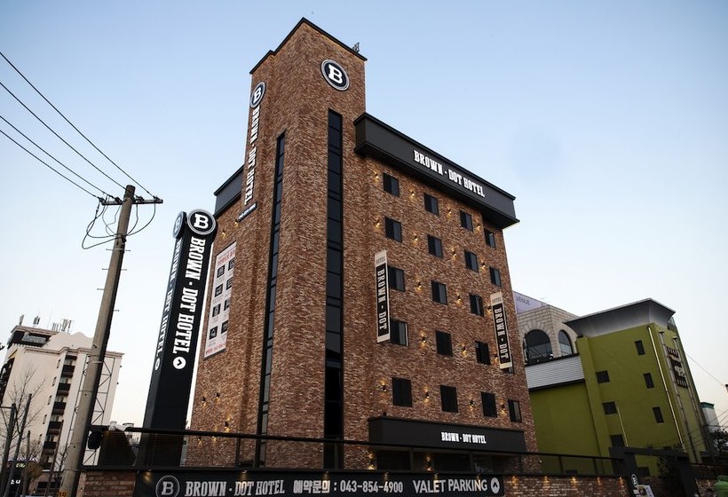 Hotel Browndot Chungju Station