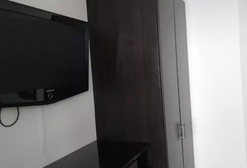 Hotelli Manantial Melgar Torre 2