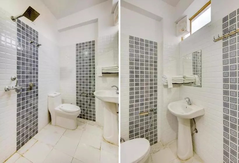 هتل Spot On Chandra S Residence