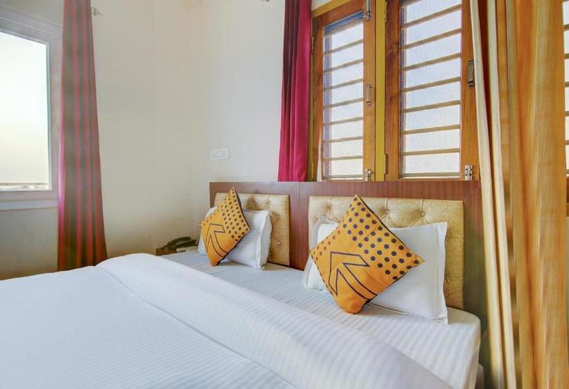 هتل Spot On Chandra S Residence