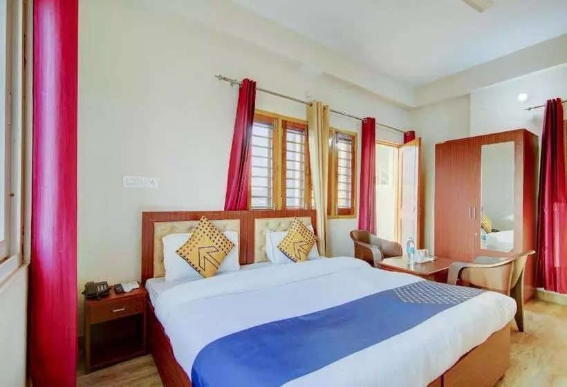 هتل Spot On Chandra S Residence