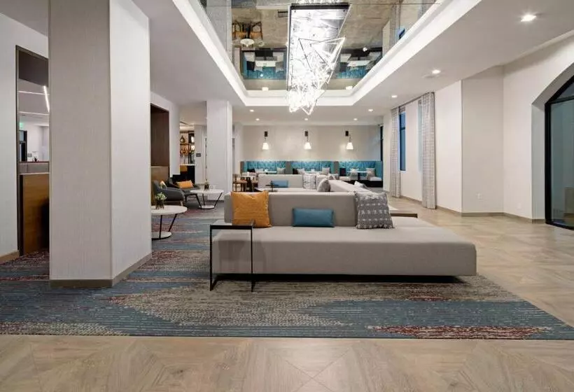 ホテル Springhill Suites By Marriott Valencia