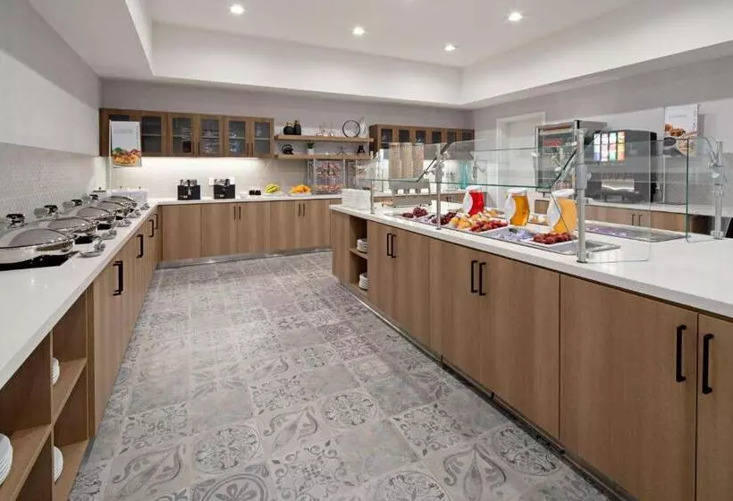 ホテル Springhill Suites By Marriott Valencia