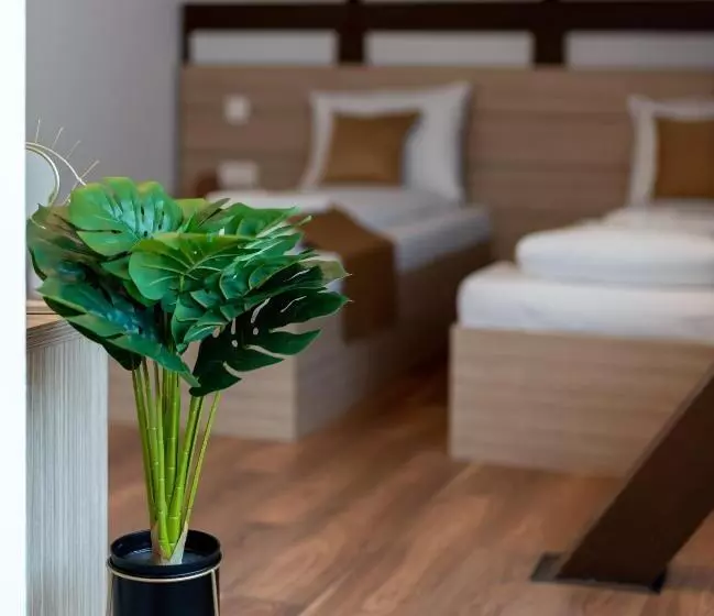 ペンション Escala Rooms