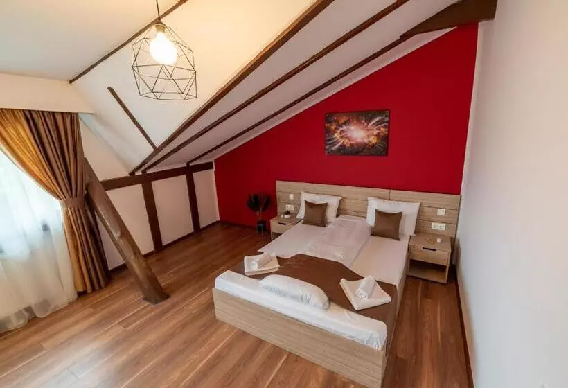 ペンション Escala Rooms