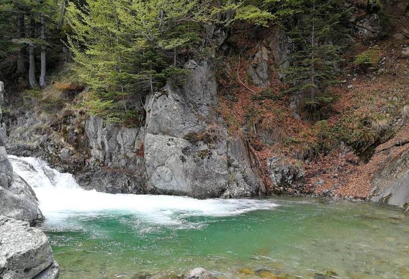 פנסיון Refugio De Conangles