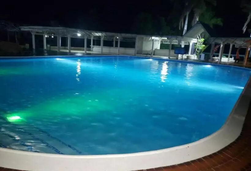 پانسیون Seacastle Deluxe Studio