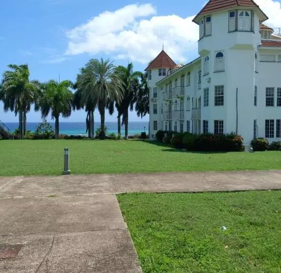 پانسیون Seacastle Deluxe Studio