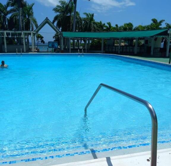 پانسیون Seacastle Deluxe Studio