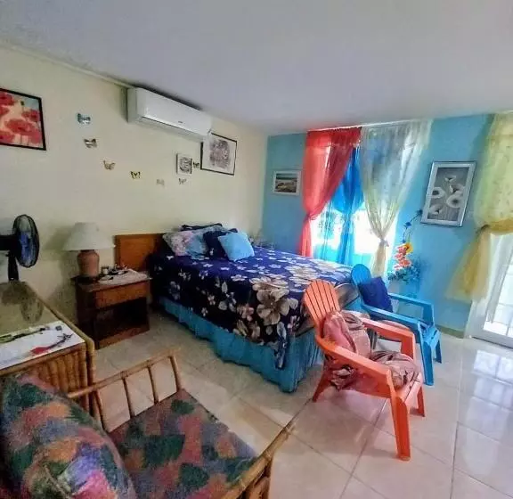 پانسیون Seacastle Deluxe Studio