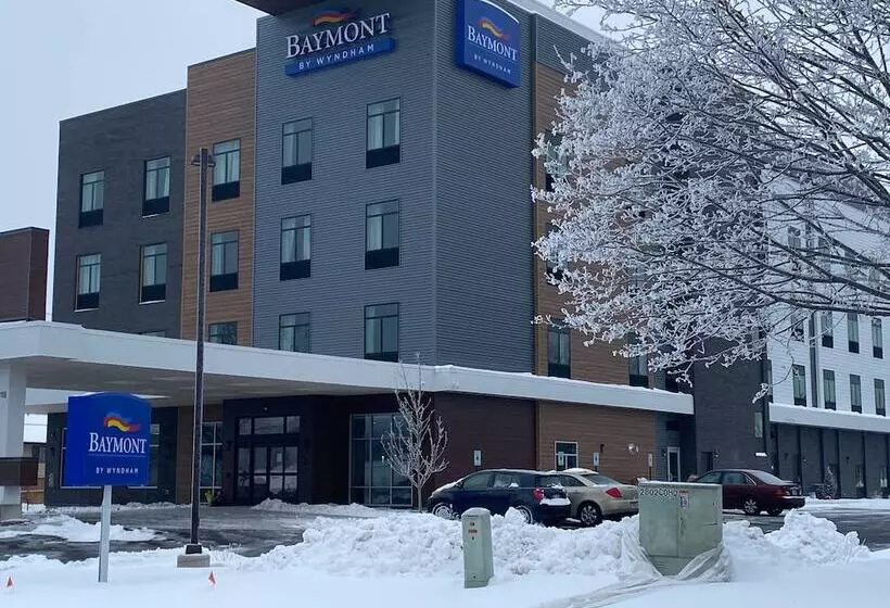 هتل Baymont By Wyndham Madison