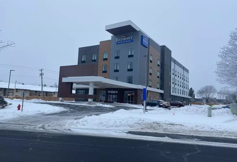 هتل Baymont By Wyndham Madison