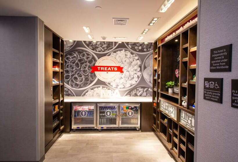 호텔 Hampton Inn & Suites North Attleboro