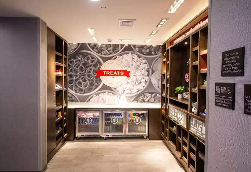 Hotelli Hampton Inn & Suites North Attleboro