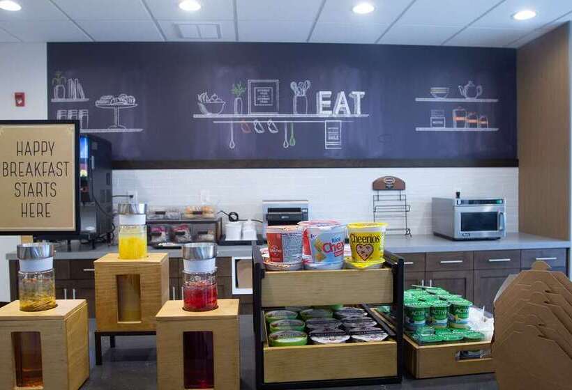 호텔 Hampton Inn & Suites North Attleboro