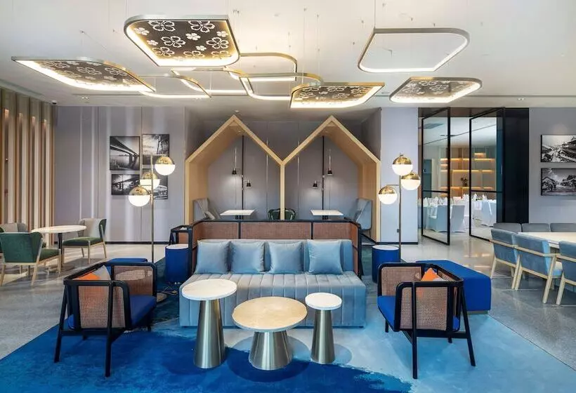 هتل Hilton Garden Inn Changde Dingcheng