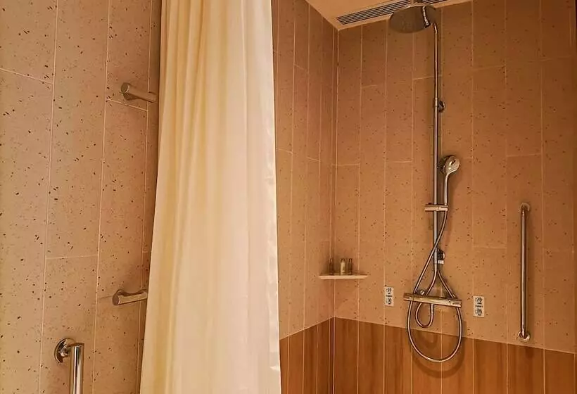 هتل Hilton Garden Inn Changde Dingcheng